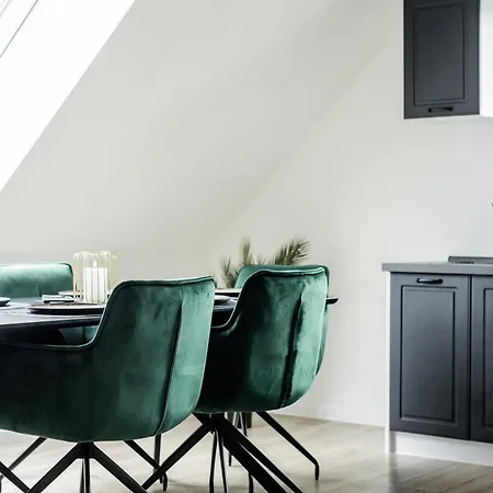 Roof-suite 02 I Aufzug I Bbq I Wifi I Balkon I Tv Apartment