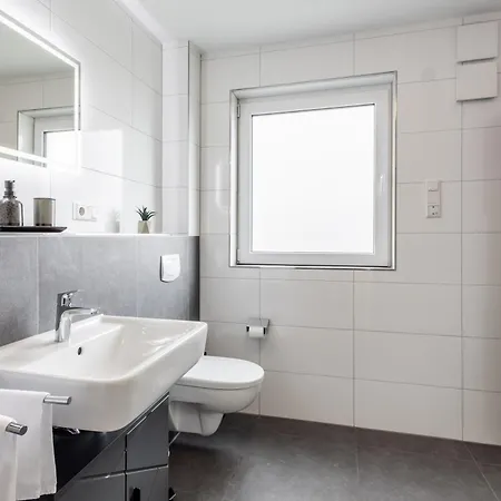 Roof-suite 02 I Aufzug I Bbq I Wifi I Balkon I Tv