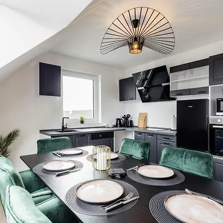 Roof-suite 02 I Aufzug I Bbq I Wifi I Balkon I Tv *