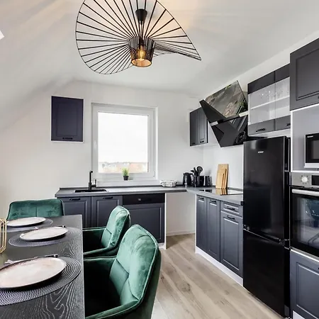 Roof-suite 02 I Aufzug I Bbq I Wifi I Balkon I Tv Apartment